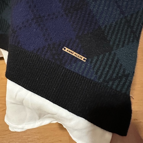Anne Klein sweater - Picture 3 of 5